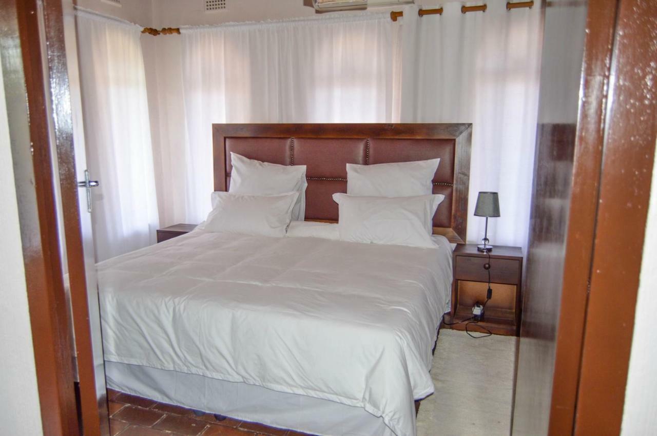 Emangunini Guest House Richards Bay Dış mekan fotoğraf