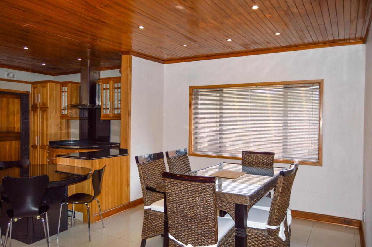 Emangunini Guest House Richards Bay Dış mekan fotoğraf