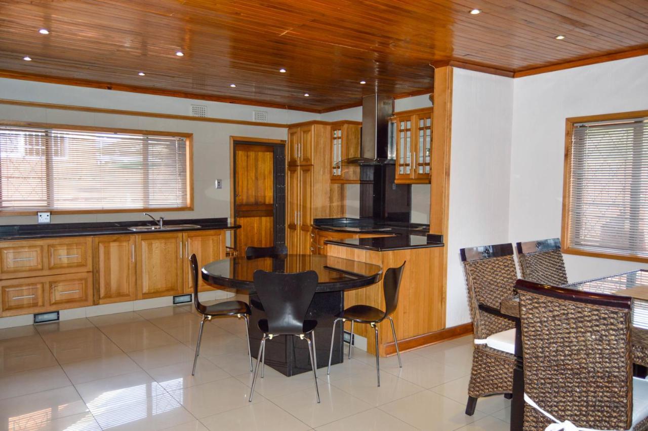Emangunini Guest House Richards Bay Dış mekan fotoğraf